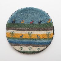 ギャッベ ギャベ 生命の樹 鹿 カラフル イラン シラーズ カシュガイ 草木染め 手紡ぎ 手織り 絨毯 ラグ 敷物 ミニギャッベ 座布団 チェア ソファ インテリア雑貨 ギャッベ京都 ダイニングチェア クッション 北欧 京都 亀屋寝装センター