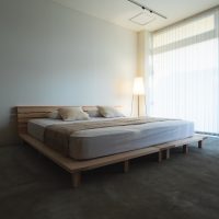 Yunagi Solid Sugi Bed | ベッドフレーム