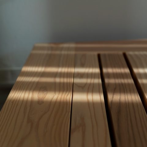 Yunagi Solid Sugi Minimalist Bed | ベッドフレーム (ヘッド無)